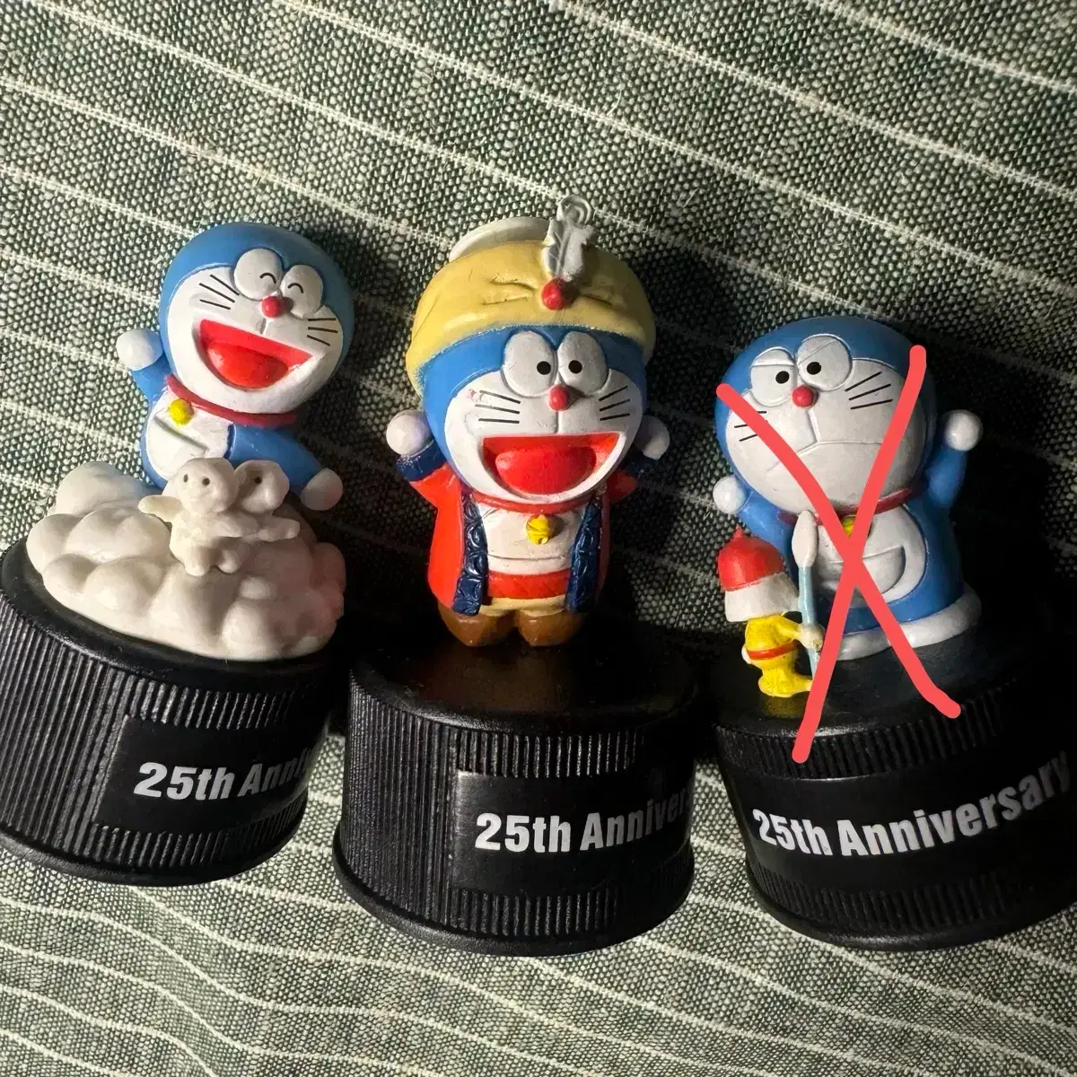 도라에몽 병뚜껑 시리즈 피규어 / 25주년 세븐일레븐 한정판 | 브랜드